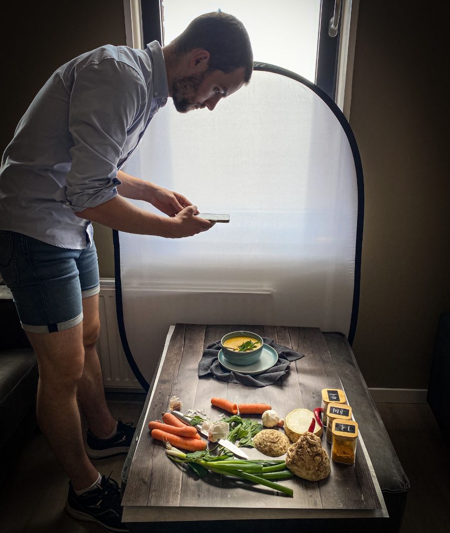 Wilco fotografeert een gerecht